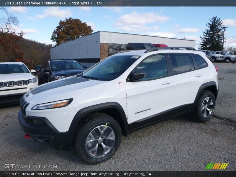 Bright White / Black 2018 Jeep Cherokee Trailhawk 4x4