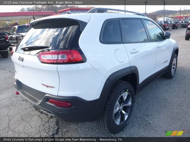 Bright White / Black 2018 Jeep Cherokee Trailhawk 4x4
