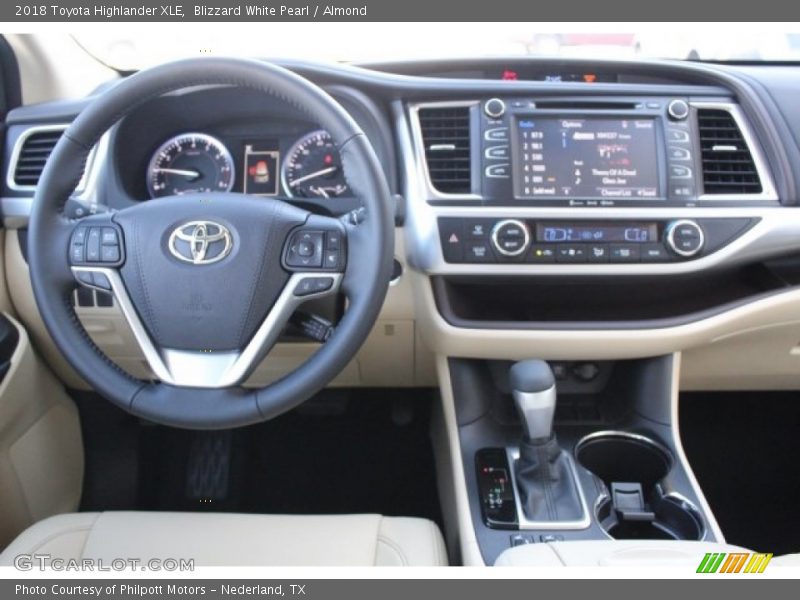Blizzard White Pearl / Almond 2018 Toyota Highlander XLE