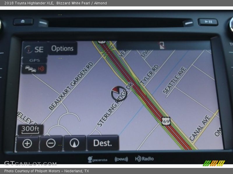 Blizzard White Pearl / Almond 2018 Toyota Highlander XLE