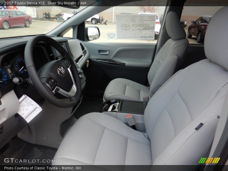 Silver Sky Metallic / Ash 2017 Toyota Sienna XLE