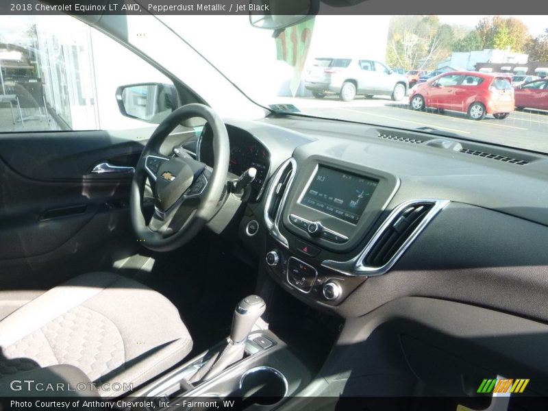 Pepperdust Metallic / Jet Black 2018 Chevrolet Equinox LT AWD