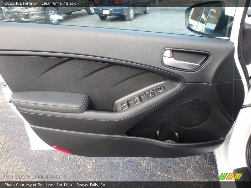 Clear White / Black 2018 Kia Forte LX