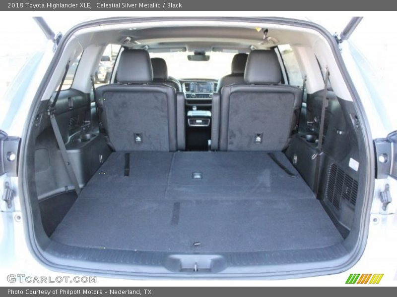 Celestial Silver Metallic / Black 2018 Toyota Highlander XLE