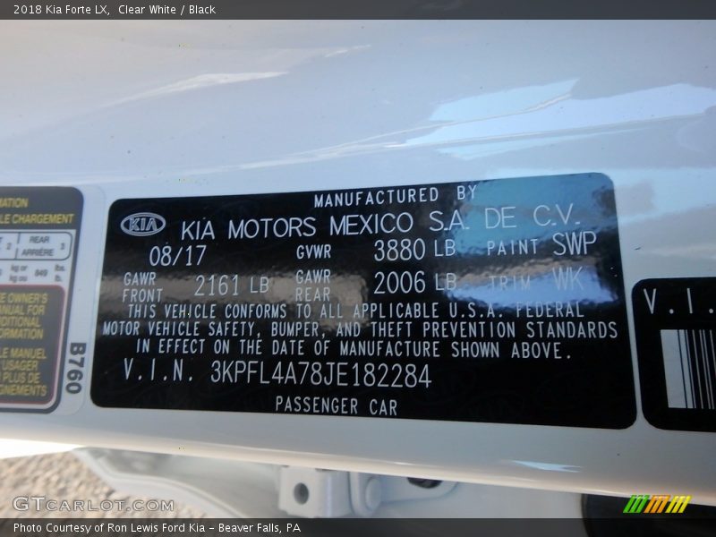 Clear White / Black 2018 Kia Forte LX