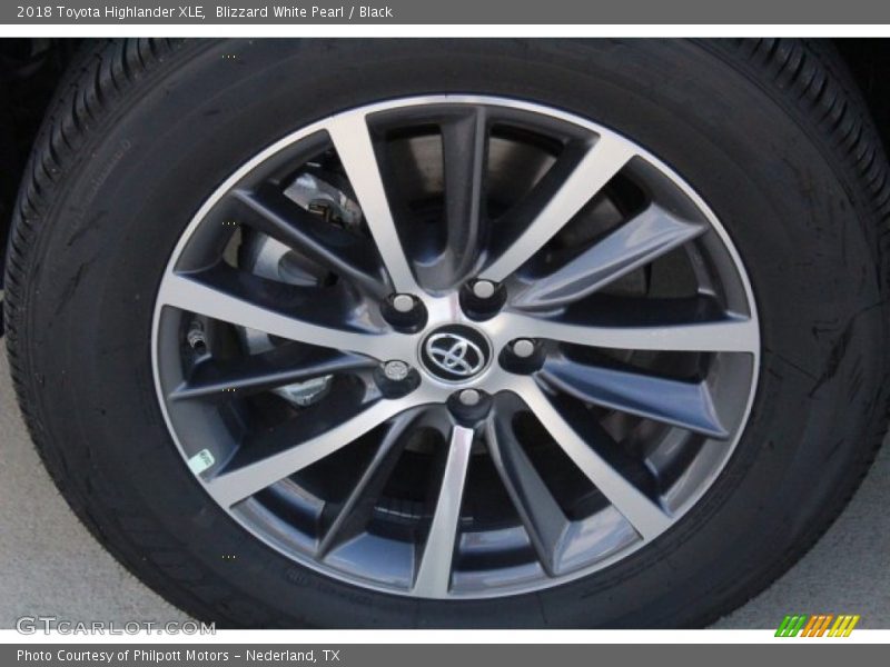 Blizzard White Pearl / Black 2018 Toyota Highlander XLE