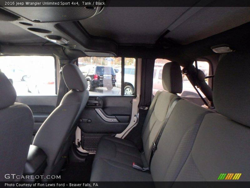 Tank / Black 2016 Jeep Wrangler Unlimited Sport 4x4