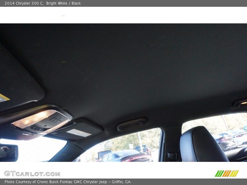 Bright White / Black 2014 Chrysler 300 C
