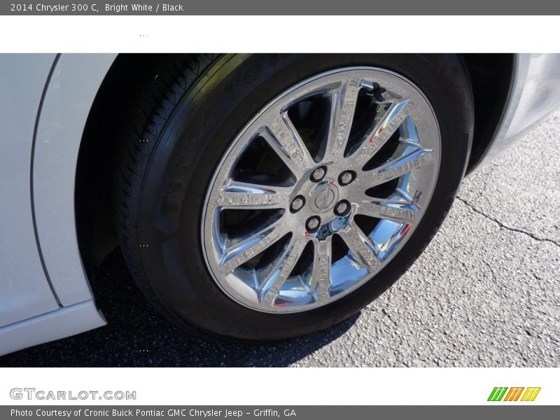 Bright White / Black 2014 Chrysler 300 C