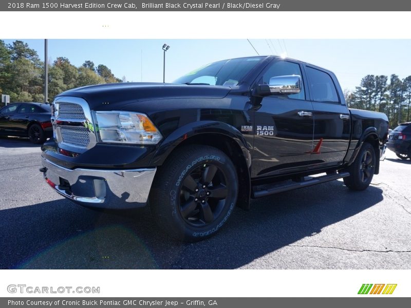 Brilliant Black Crystal Pearl / Black/Diesel Gray 2018 Ram 1500 Harvest Edition Crew Cab