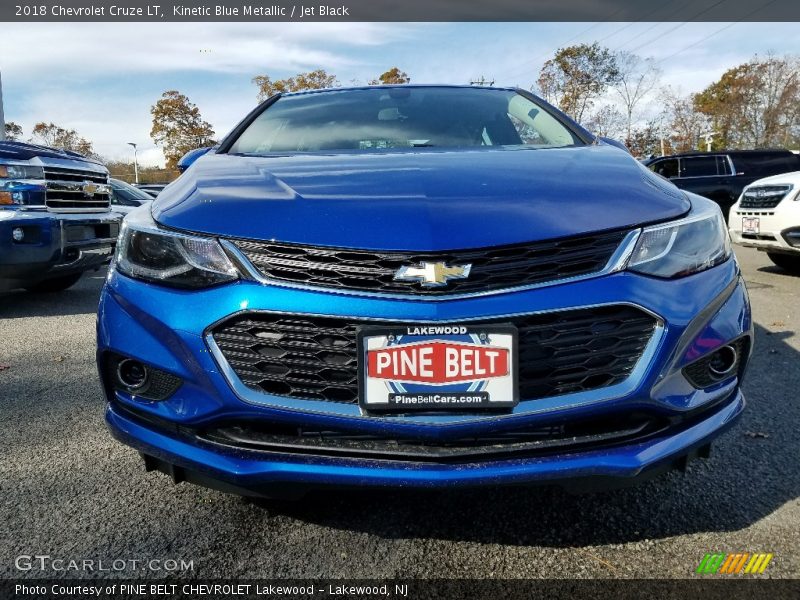 Kinetic Blue Metallic / Jet Black 2018 Chevrolet Cruze LT