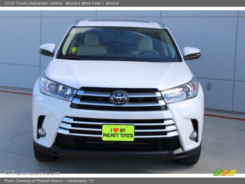 Blizzard White Pearl / Almond 2018 Toyota Highlander Limited