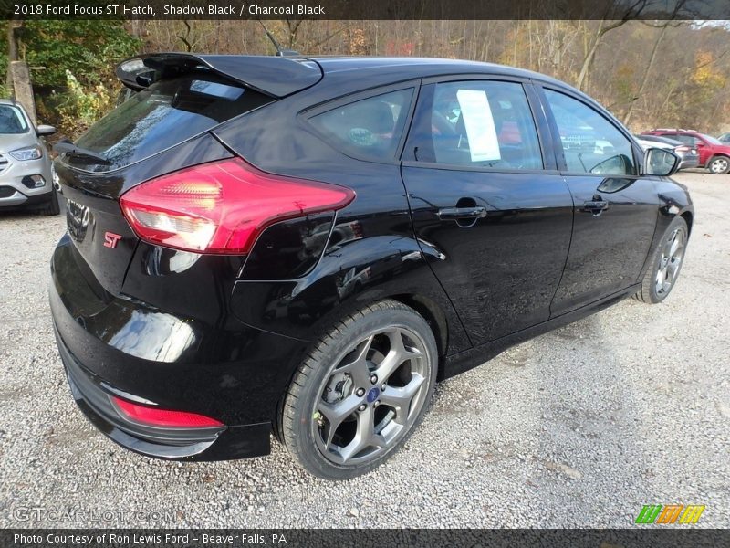 Shadow Black / Charcoal Black 2018 Ford Focus ST Hatch