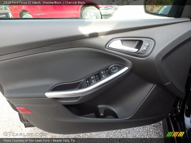 Shadow Black / Charcoal Black 2018 Ford Focus ST Hatch