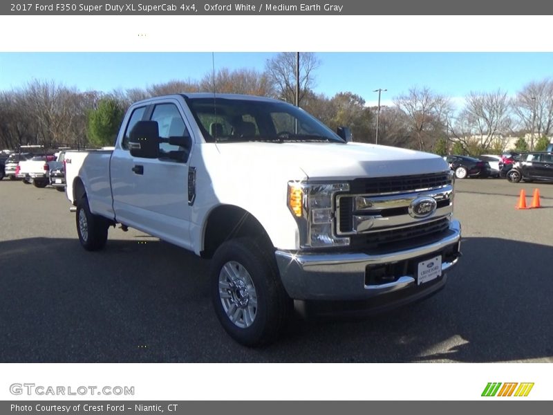 Oxford White / Medium Earth Gray 2017 Ford F350 Super Duty XL SuperCab 4x4