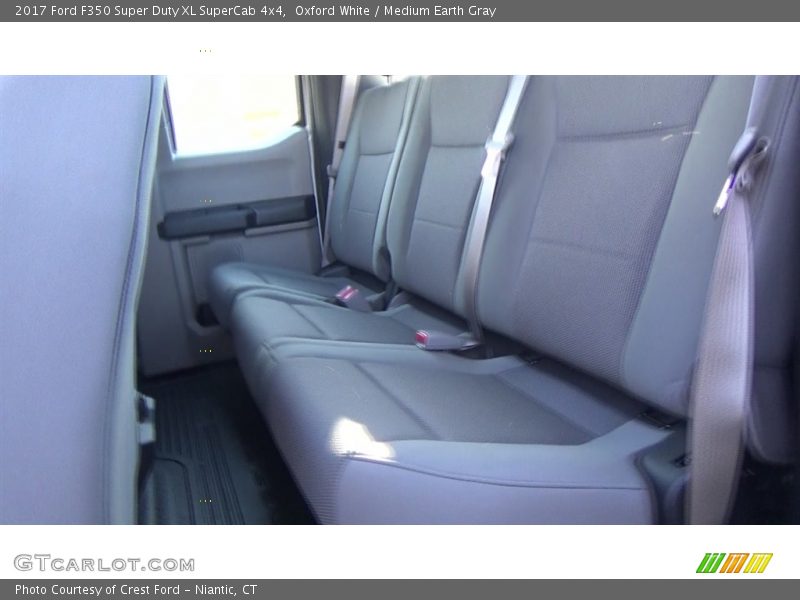 Oxford White / Medium Earth Gray 2017 Ford F350 Super Duty XL SuperCab 4x4