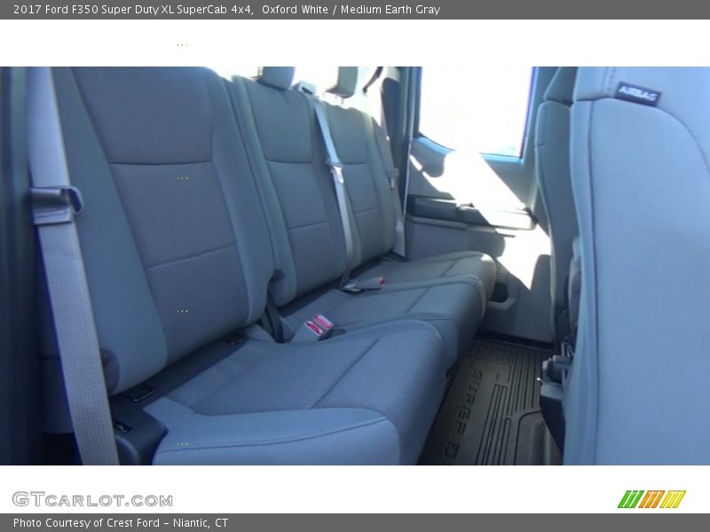 Oxford White / Medium Earth Gray 2017 Ford F350 Super Duty XL SuperCab 4x4