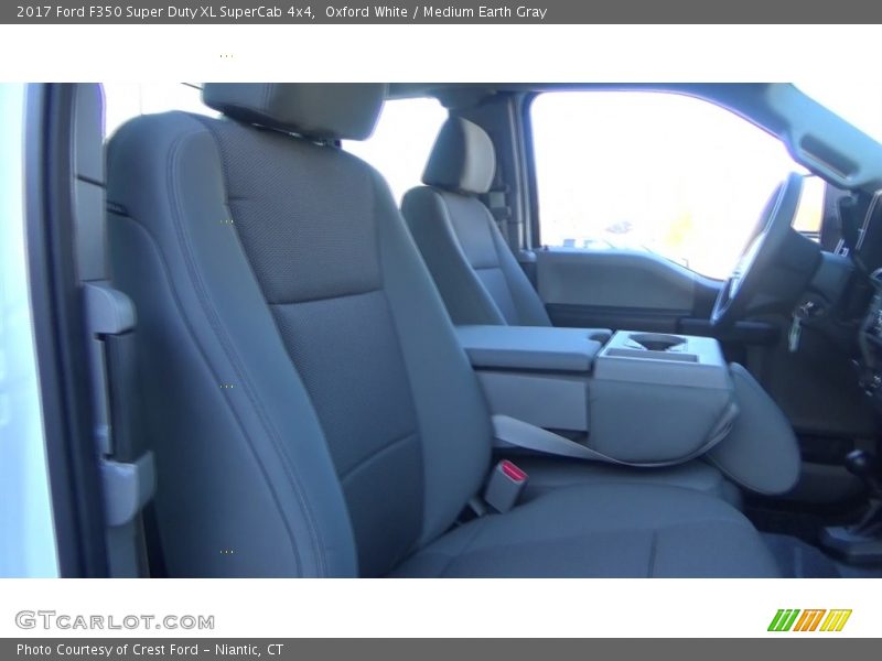 Oxford White / Medium Earth Gray 2017 Ford F350 Super Duty XL SuperCab 4x4