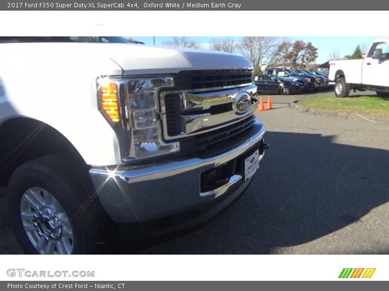 Oxford White / Medium Earth Gray 2017 Ford F350 Super Duty XL SuperCab 4x4