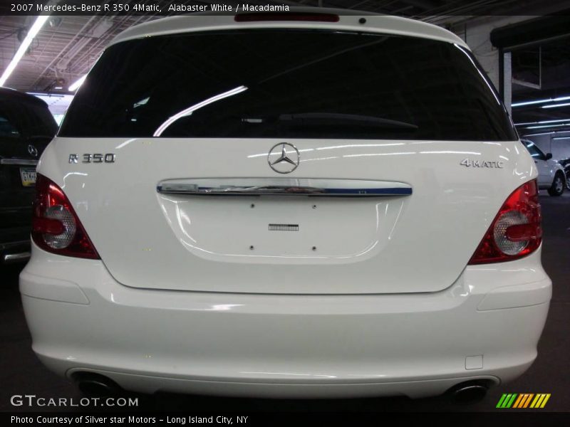 Alabaster White / Macadamia 2007 Mercedes-Benz R 350 4Matic
