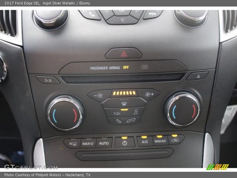 Ingot Silver Metallic / Ebony 2017 Ford Edge SEL