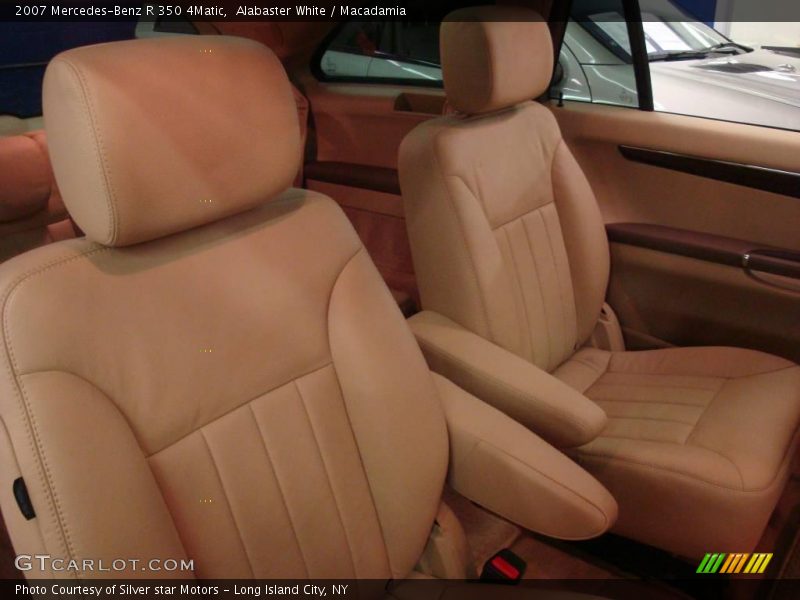 Alabaster White / Macadamia 2007 Mercedes-Benz R 350 4Matic