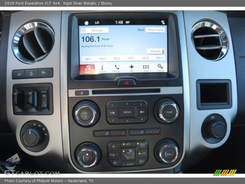 Ingot Silver Metallic / Ebony 2016 Ford Expedition XLT 4x4