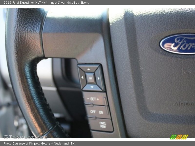 Ingot Silver Metallic / Ebony 2016 Ford Expedition XLT 4x4