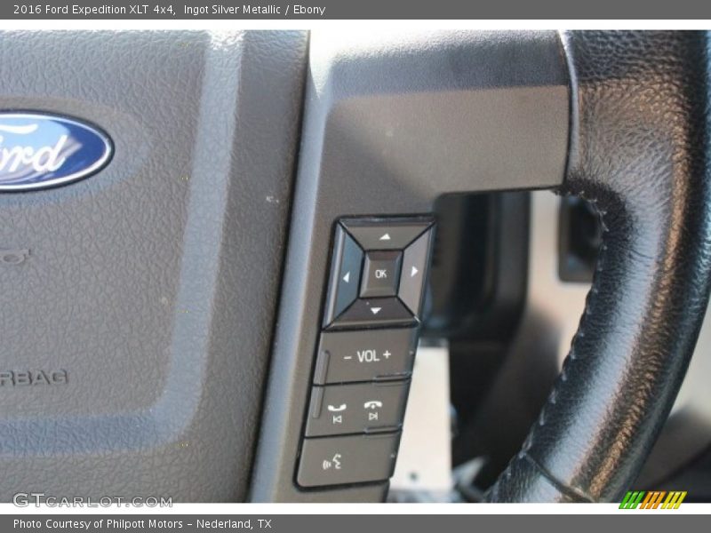 Ingot Silver Metallic / Ebony 2016 Ford Expedition XLT 4x4