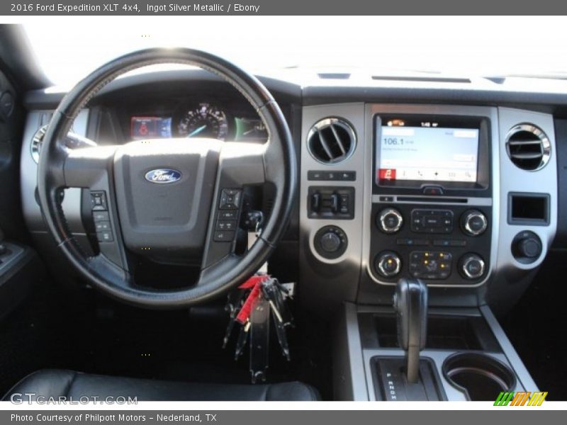 Ingot Silver Metallic / Ebony 2016 Ford Expedition XLT 4x4