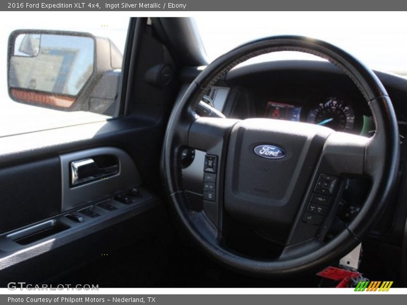 Ingot Silver Metallic / Ebony 2016 Ford Expedition XLT 4x4