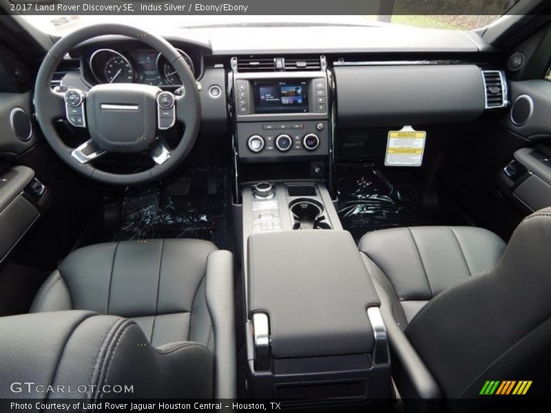 Dashboard of 2017 Discovery SE