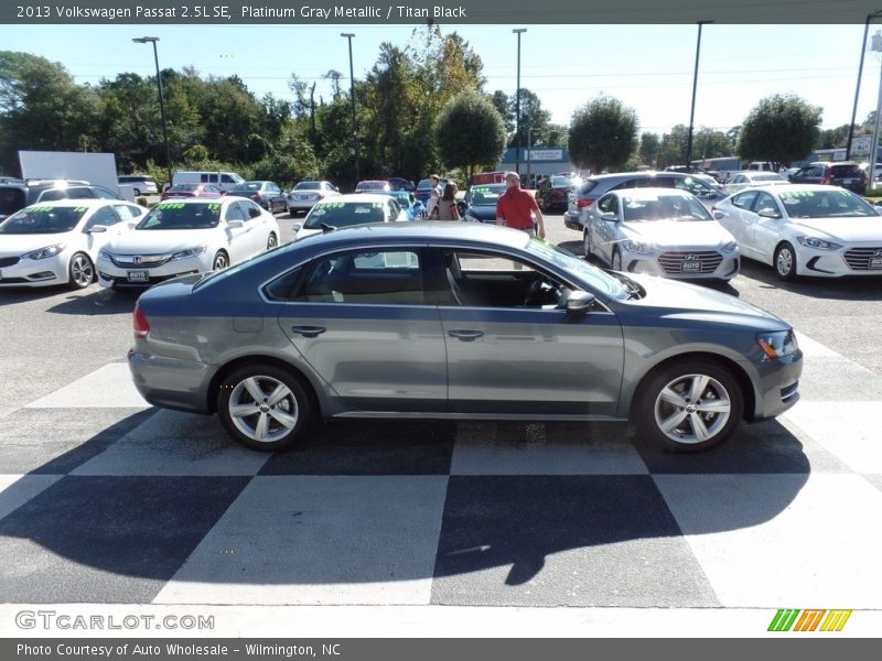 Platinum Gray Metallic / Titan Black 2013 Volkswagen Passat 2.5L SE