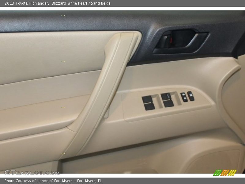 Blizzard White Pearl / Sand Beige 2013 Toyota Highlander