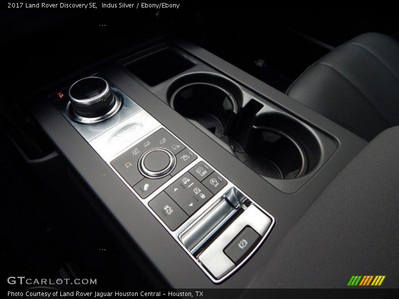 Indus Silver / Ebony/Ebony 2017 Land Rover Discovery SE