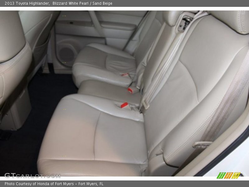 Blizzard White Pearl / Sand Beige 2013 Toyota Highlander
