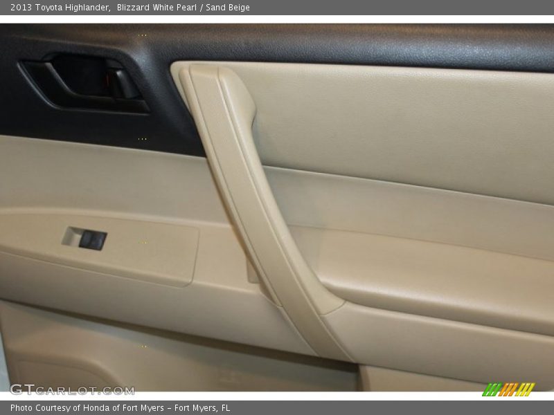 Blizzard White Pearl / Sand Beige 2013 Toyota Highlander