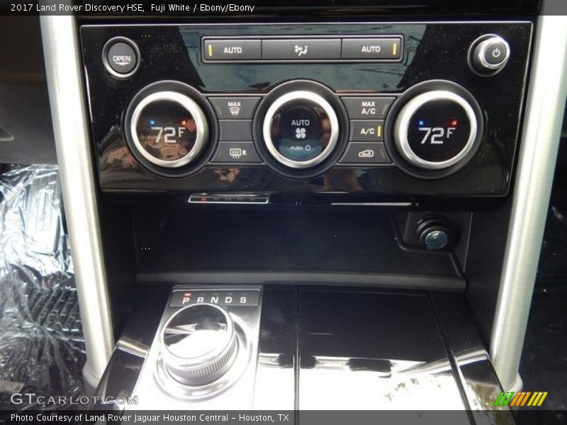Fuji White / Ebony/Ebony 2017 Land Rover Discovery HSE