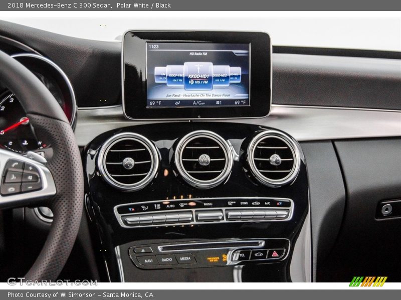 Polar White / Black 2018 Mercedes-Benz C 300 Sedan