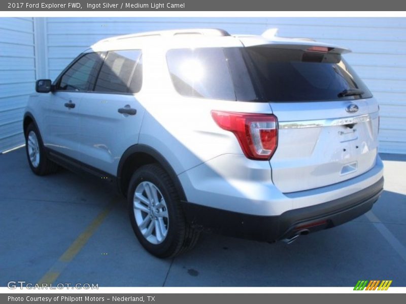Ingot Silver / Medium Light Camel 2017 Ford Explorer FWD