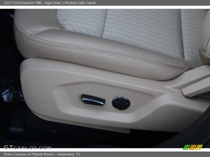 Ingot Silver / Medium Light Camel 2017 Ford Explorer FWD