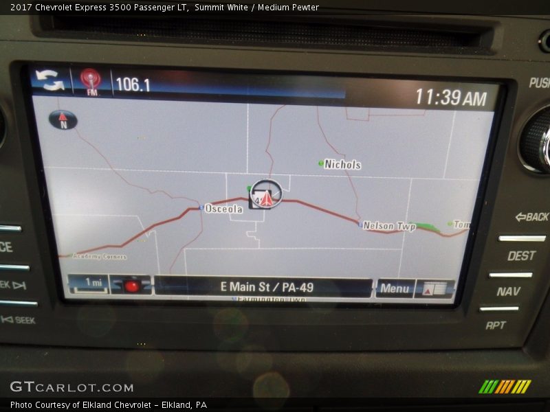 Summit White / Medium Pewter 2017 Chevrolet Express 3500 Passenger LT