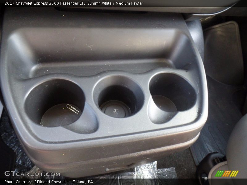 Summit White / Medium Pewter 2017 Chevrolet Express 3500 Passenger LT