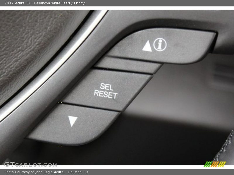 Bellanova White Pearl / Ebony 2017 Acura ILX