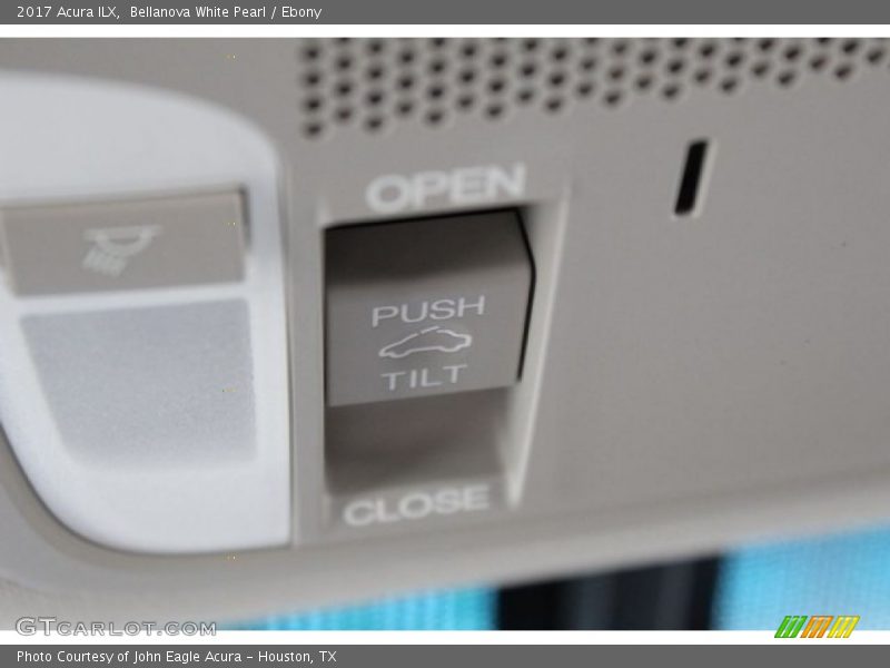 Bellanova White Pearl / Ebony 2017 Acura ILX