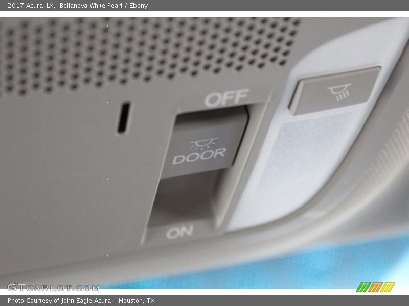 Bellanova White Pearl / Ebony 2017 Acura ILX
