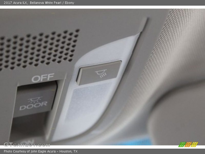 Bellanova White Pearl / Ebony 2017 Acura ILX