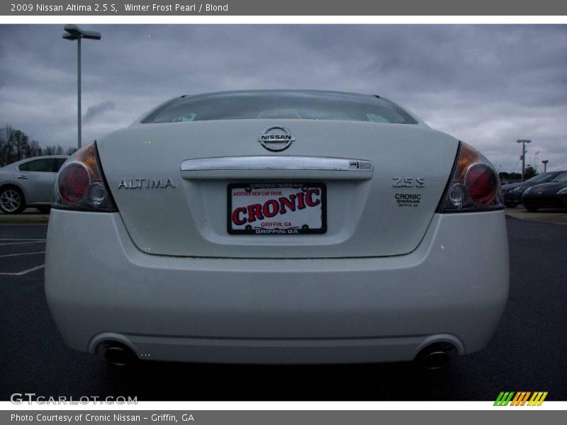 Winter Frost Pearl / Blond 2009 Nissan Altima 2.5 S