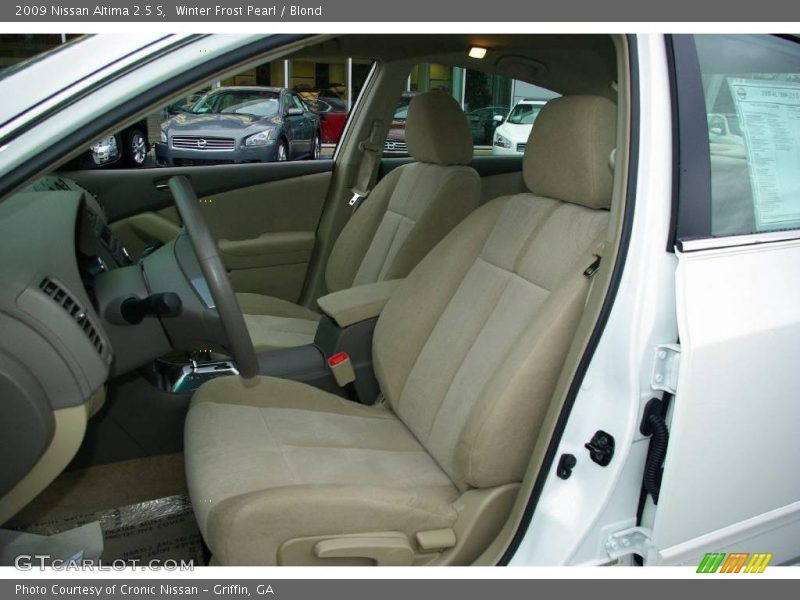 Winter Frost Pearl / Blond 2009 Nissan Altima 2.5 S