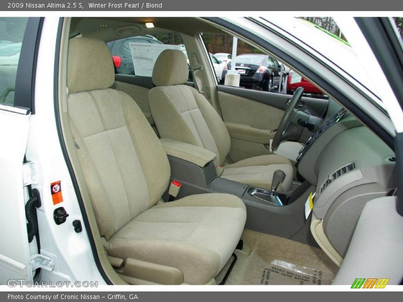 Winter Frost Pearl / Blond 2009 Nissan Altima 2.5 S